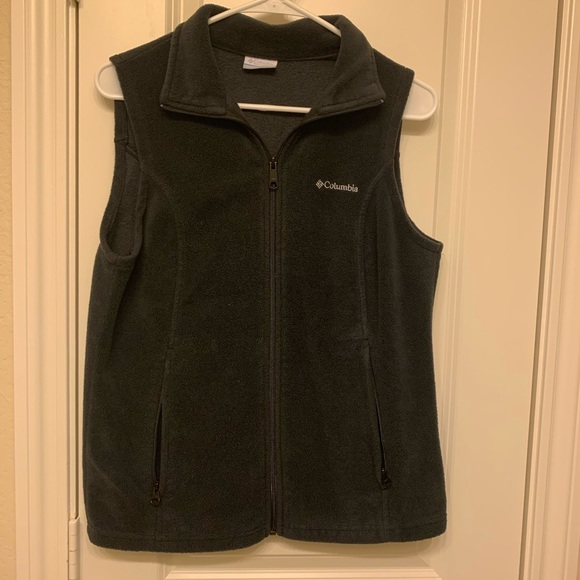Black Columbia Vest - Picture 2 of 4